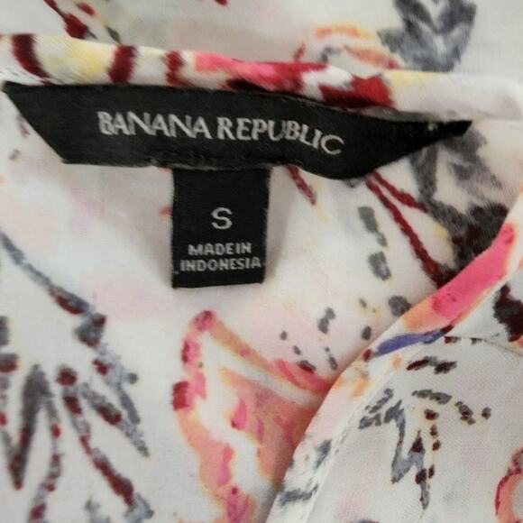 BANANA republic floral pleated long bell sleeve shirt size small - Picture 5 of 6